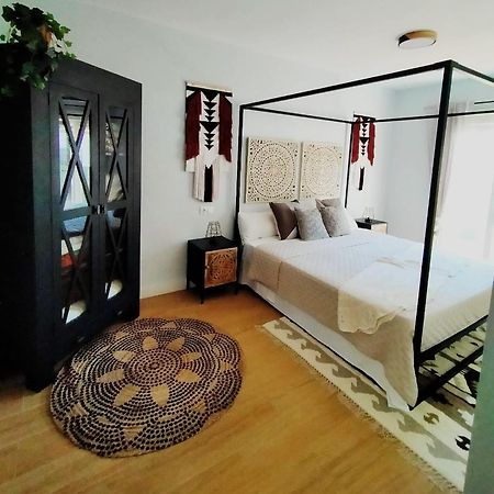 דירות אסטפונה Apartamento En Benamara Gardens מראה חיצוני תמונה